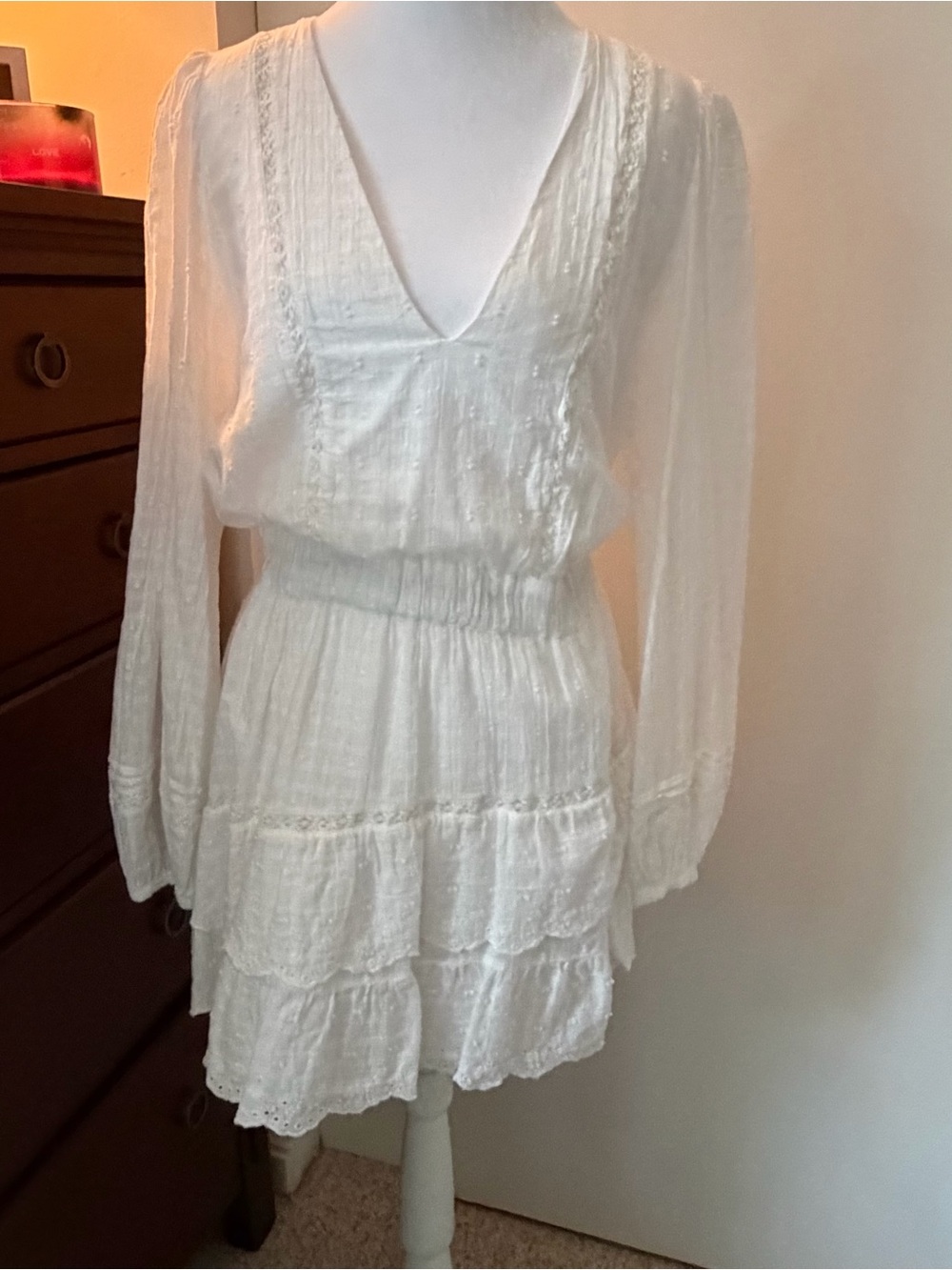 Zara White V-Neck Tiered Long Sleeve Dress